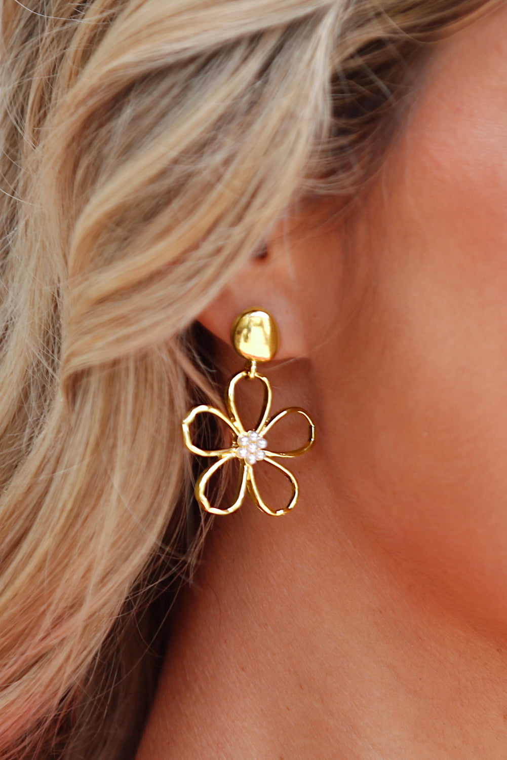 Kendall Pearl Decor Stud Earrings