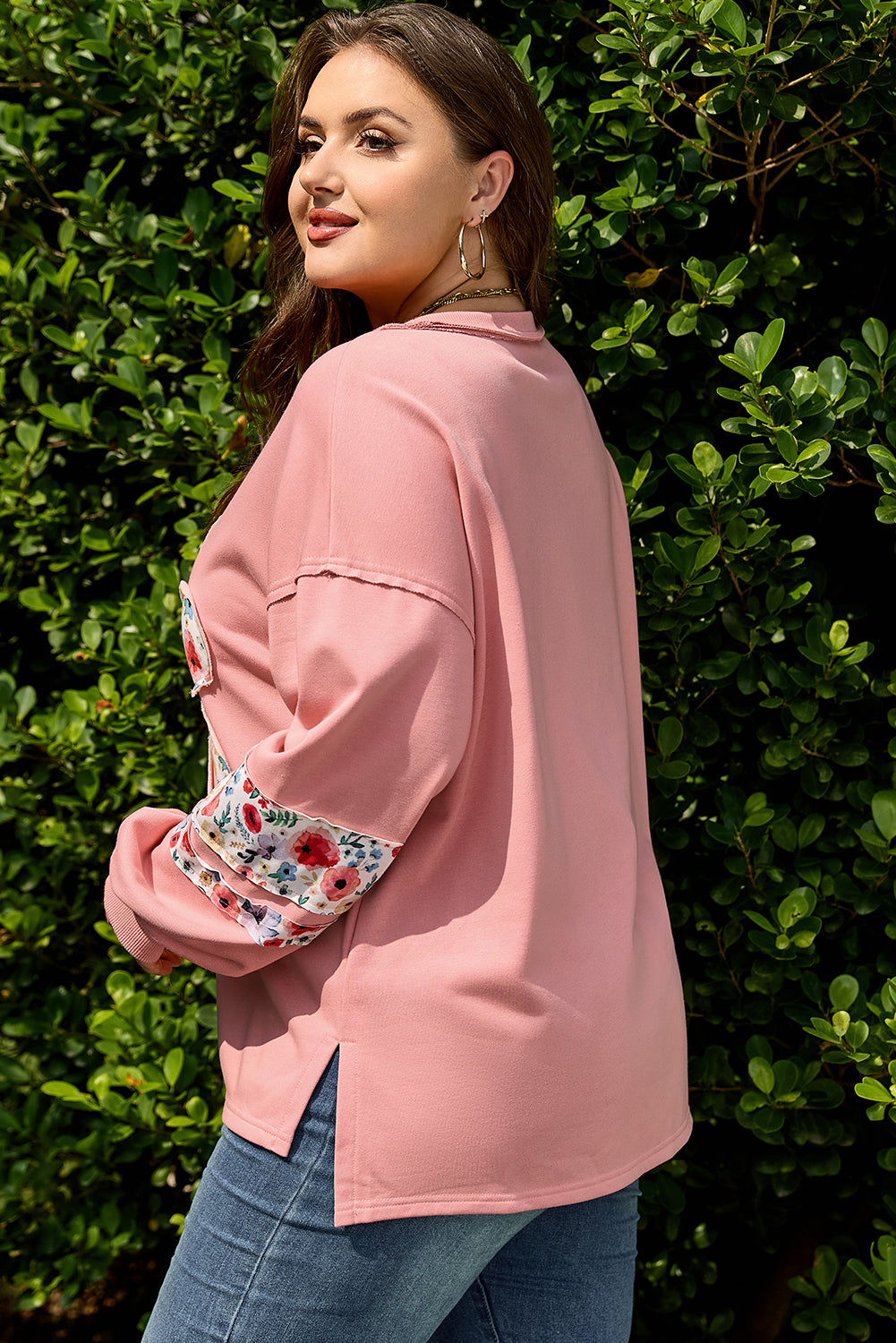 Elizabeth applique Drop Shoulder Sweatshirt