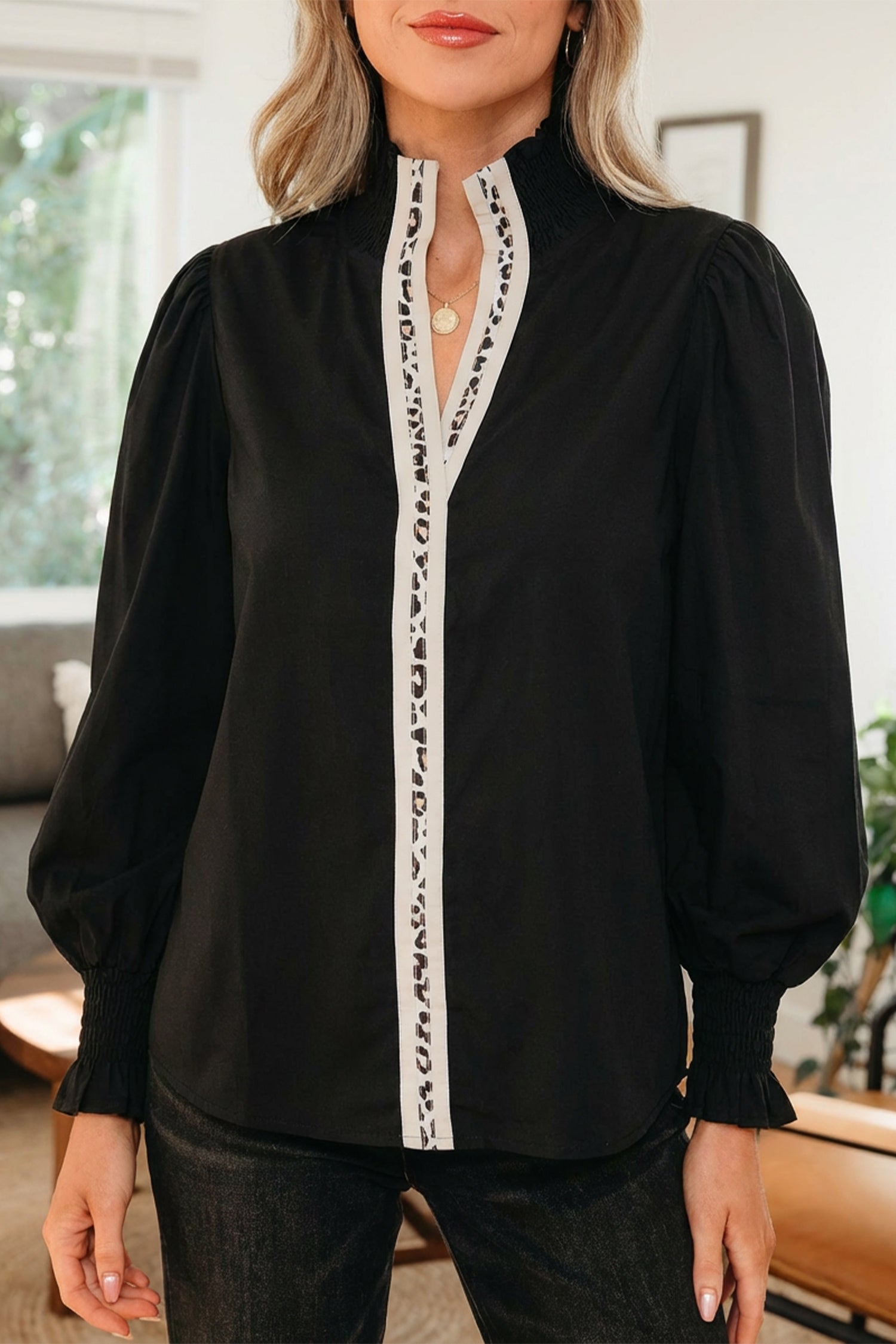 Estrella Flounce Sleeve Trim Blouse