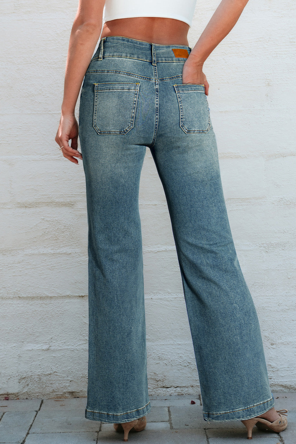 Amyra Double Button Patch Pocket Flare Leg Jeans